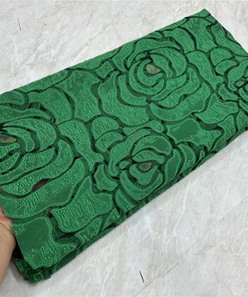 Brocart 001 - Brocard verde smarald cu model trandafiri - Ambar Textile